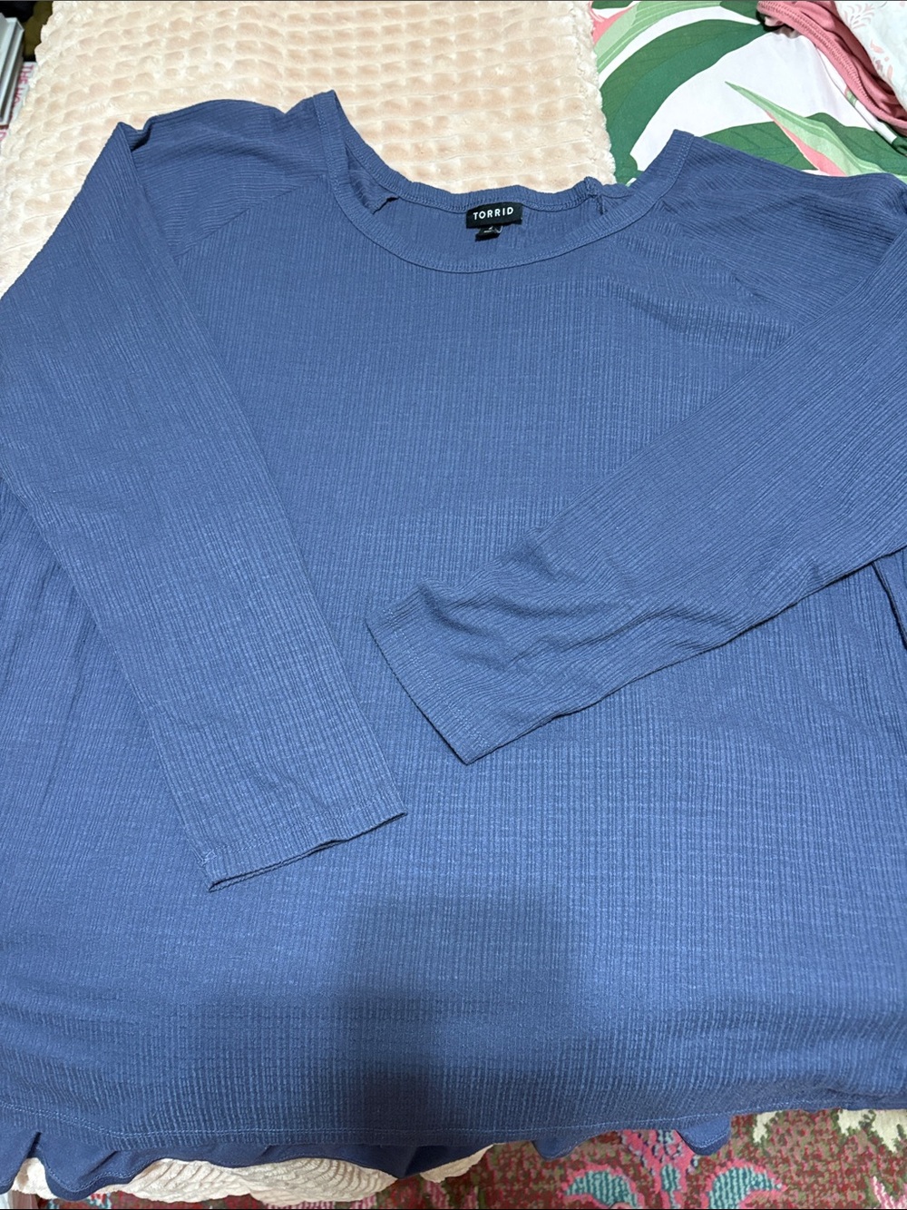 Torrid Women's Long Sleeve Ribbed Top - Blue sz 1X ( sz 2)